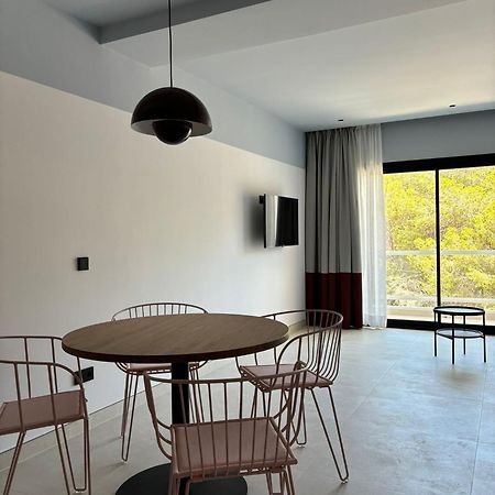 Apartamentos Sofia Es Cana Exteriör bild