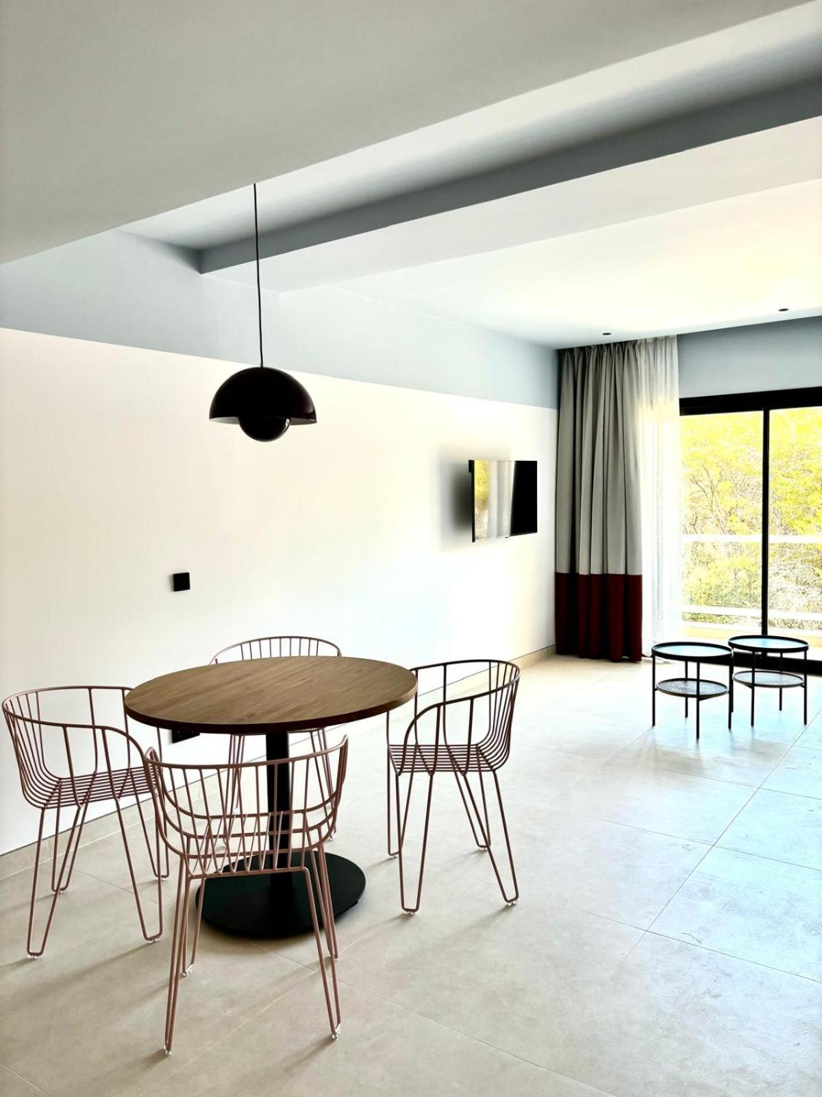 Apartamentos Sofia Es Cana Exteriör bild