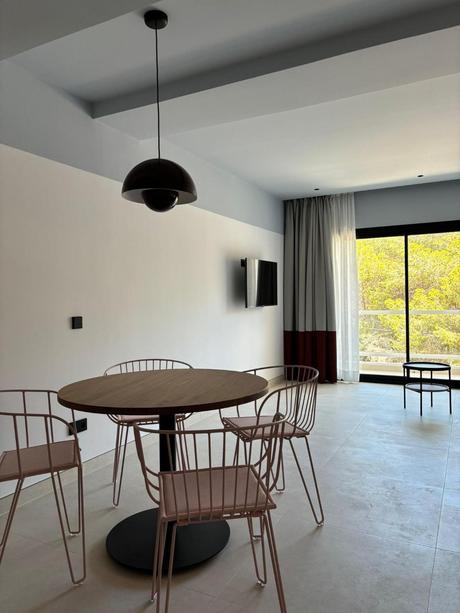 Apartamentos Sofia Es Cana Exteriör bild
