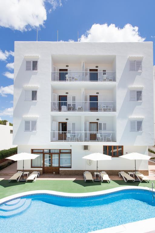 Apartamentos Sofia Es Cana Exteriör bild